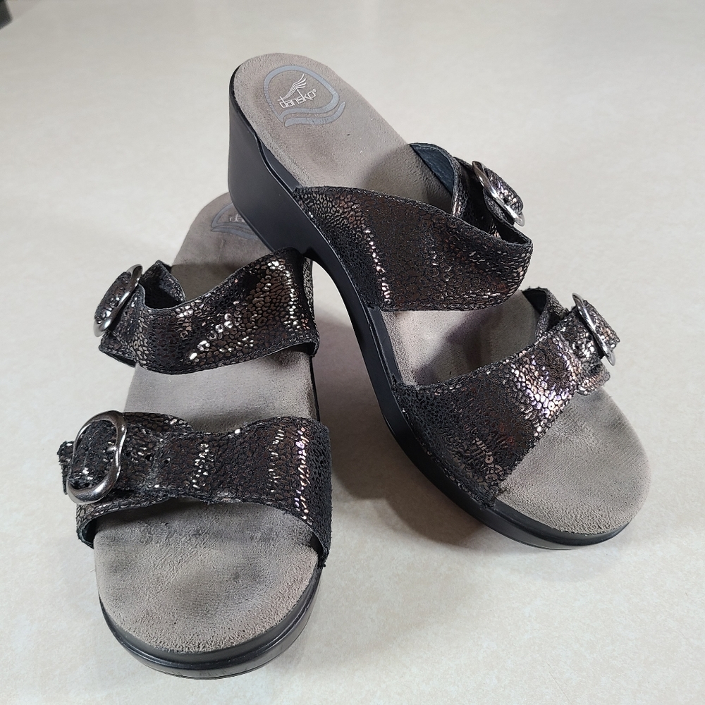 Dansko Sophie Black Metallic Sandals Women's Size 10